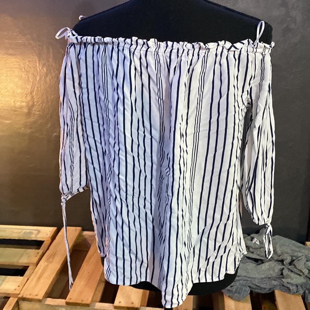 F & F.
US size 8 - Picture 7 of 7